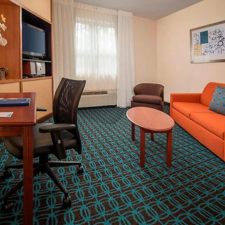Fairfield Inn & Suites By Marriott Williamsburg Phòng bức ảnh