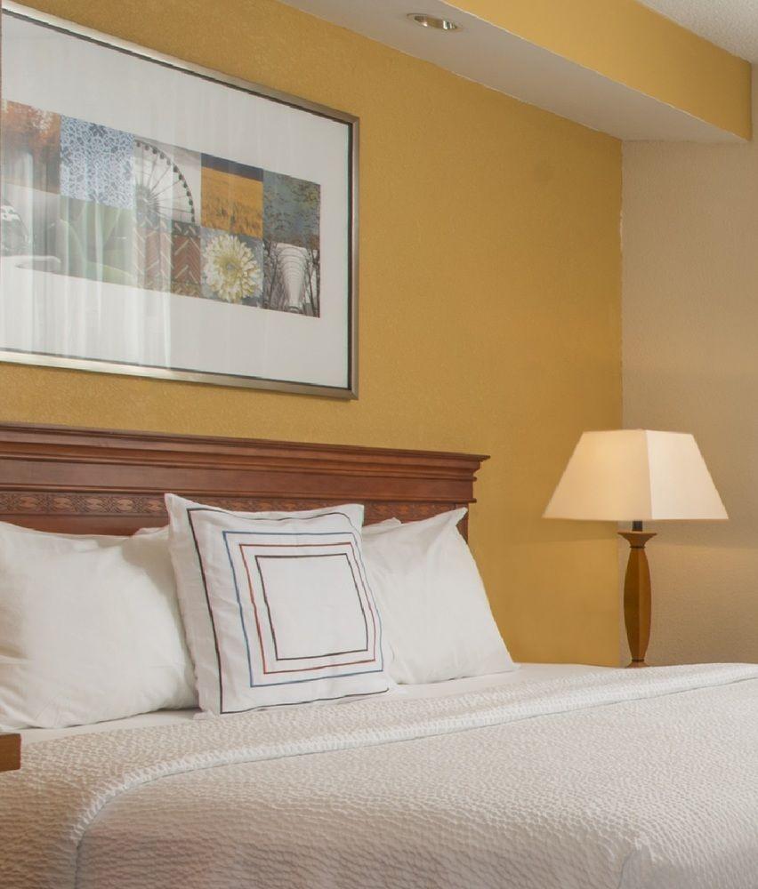 Fairfield Inn & Suites By Marriott Williamsburg Ngoại thất bức ảnh