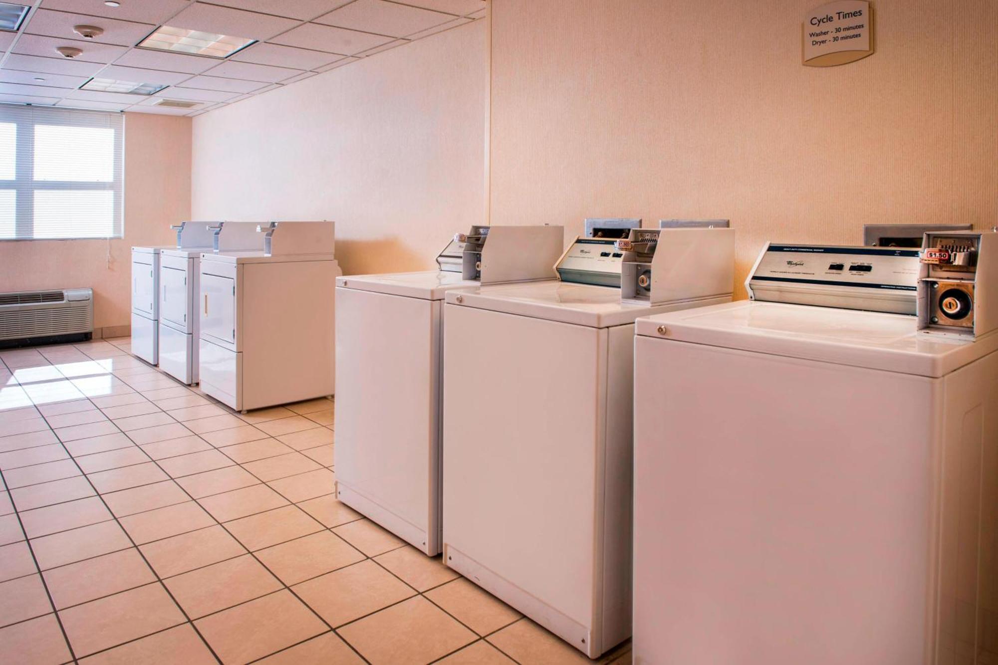 Fairfield Inn & Suites By Marriott Williamsburg Tiện nghi bức ảnh