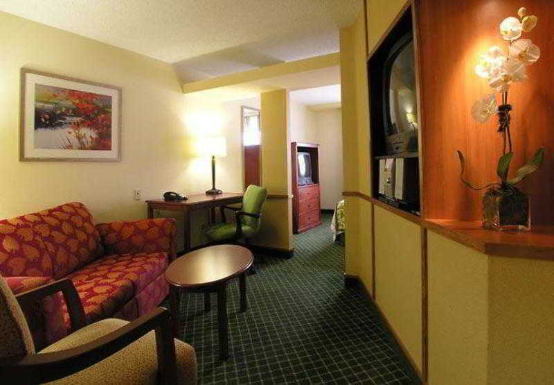 Fairfield Inn & Suites By Marriott Williamsburg Ngoại thất bức ảnh