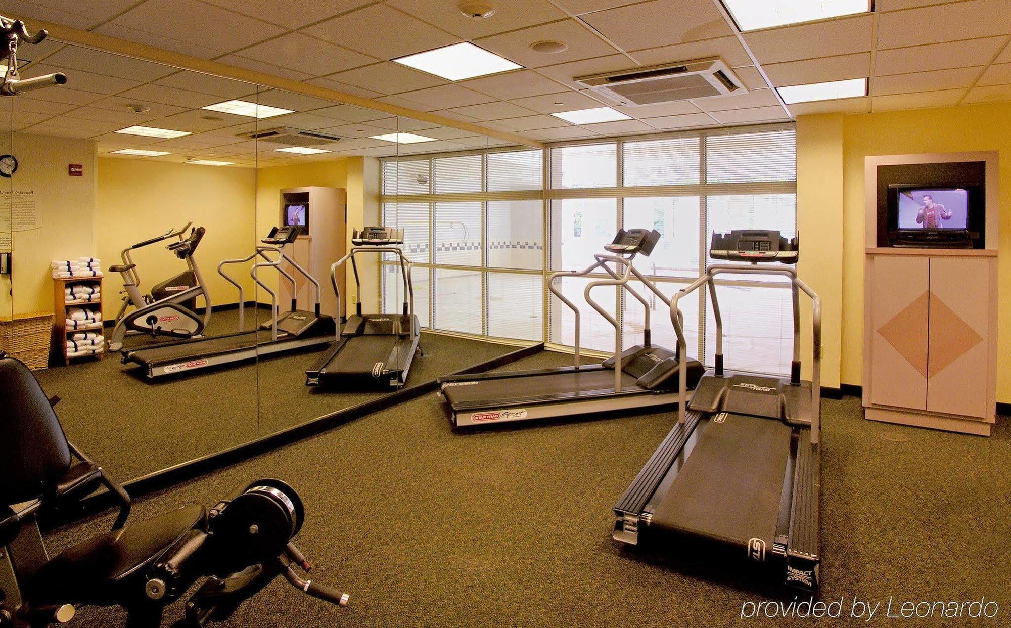 Fairfield Inn & Suites By Marriott Williamsburg Ngoại thất bức ảnh