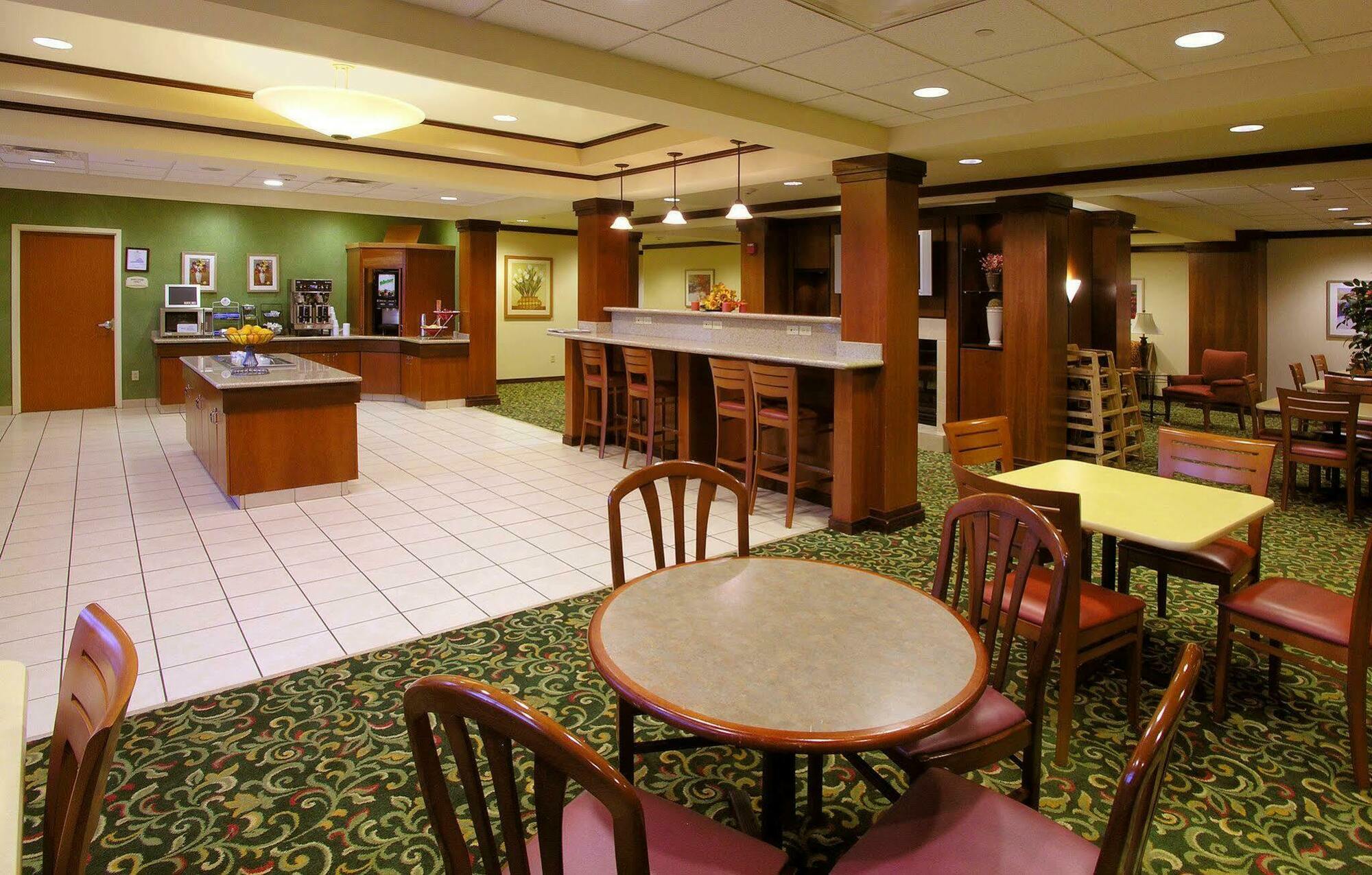 Fairfield Inn & Suites By Marriott Williamsburg Ngoại thất bức ảnh